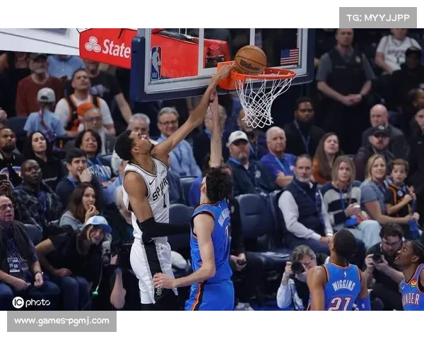 马刺98-119不敌雷霆，文班亚马17分吞失利